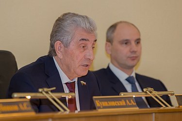 Проект бюджета проходит первое чтение